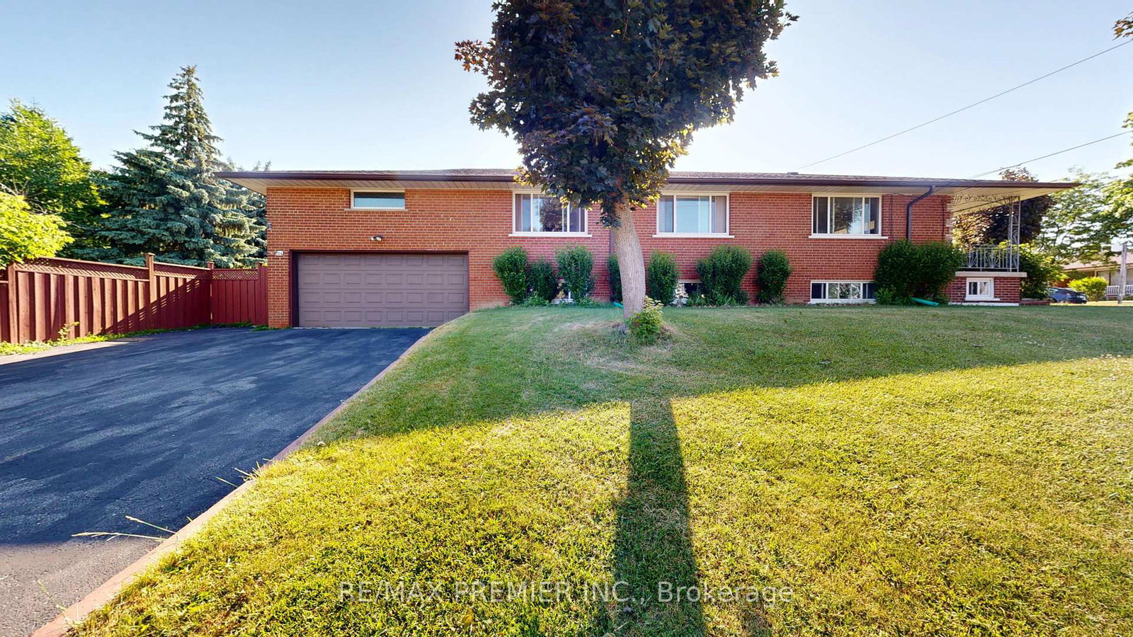 574-queens-drive-north-york-ontario-w12376782