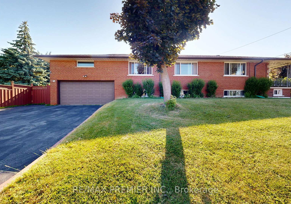 574-queens-drive-north-york-ontario-w12376782