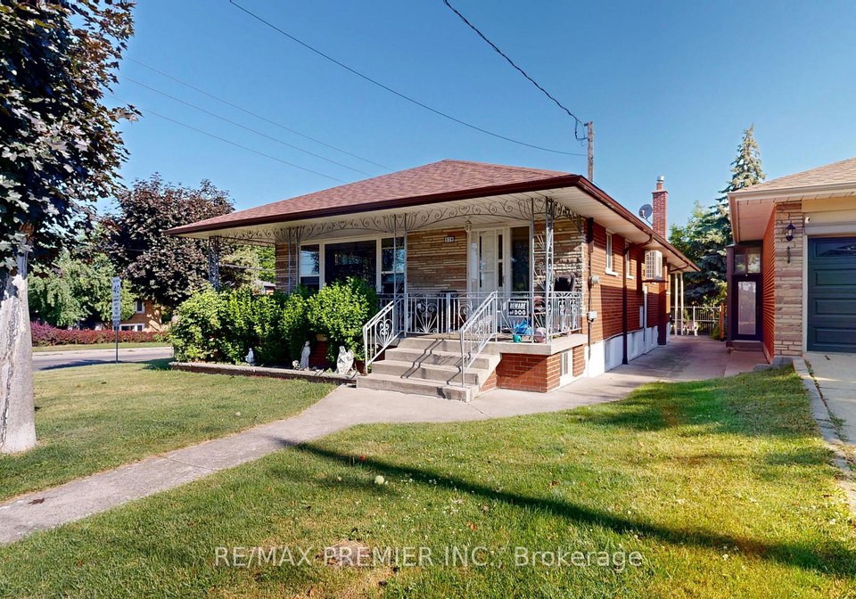 574-queens-drive-north-york-ontario-w12376782