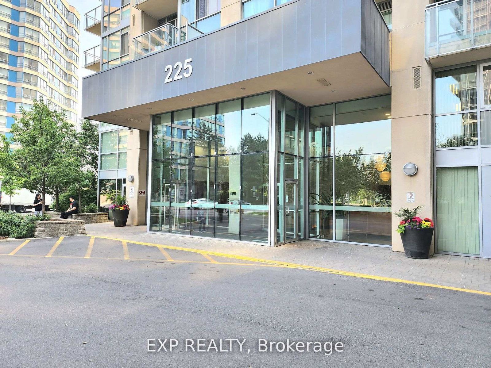 225-webb-drive-mississauga-ontario-w12376845