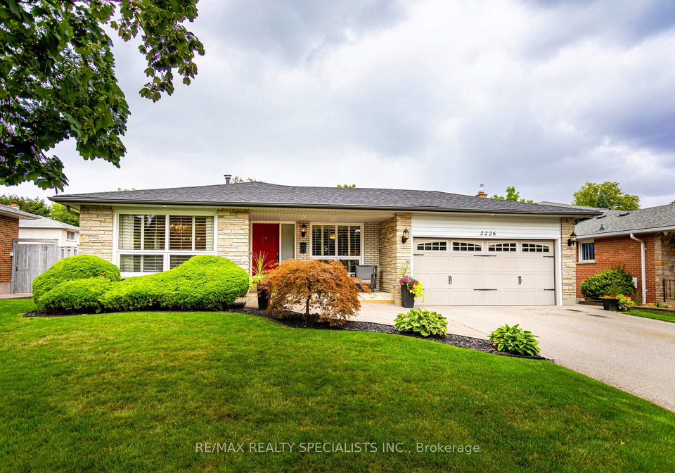 2226-waycross-crescent-mississauga-ontario-w12376859