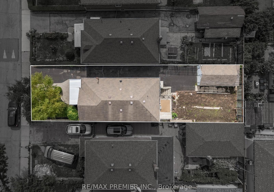 138-kane-avenue-toronto-ontario-w12376900