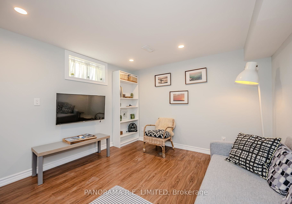 12-arkley-crescent-etobicoke-ontario-w12376946