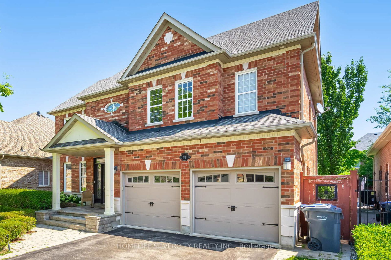 11-fontainebleu-upper-road-brampton-ontario-w12376974