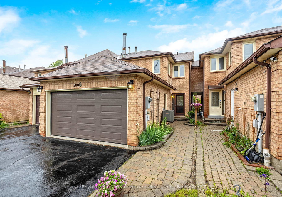 500-silverthorne-crescent-mississauga-ontario-w12377239