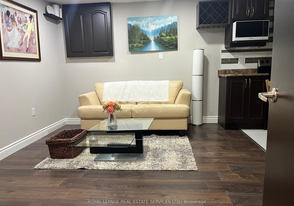 6057-leeside-crescent-mississauga-ontario-w12377653