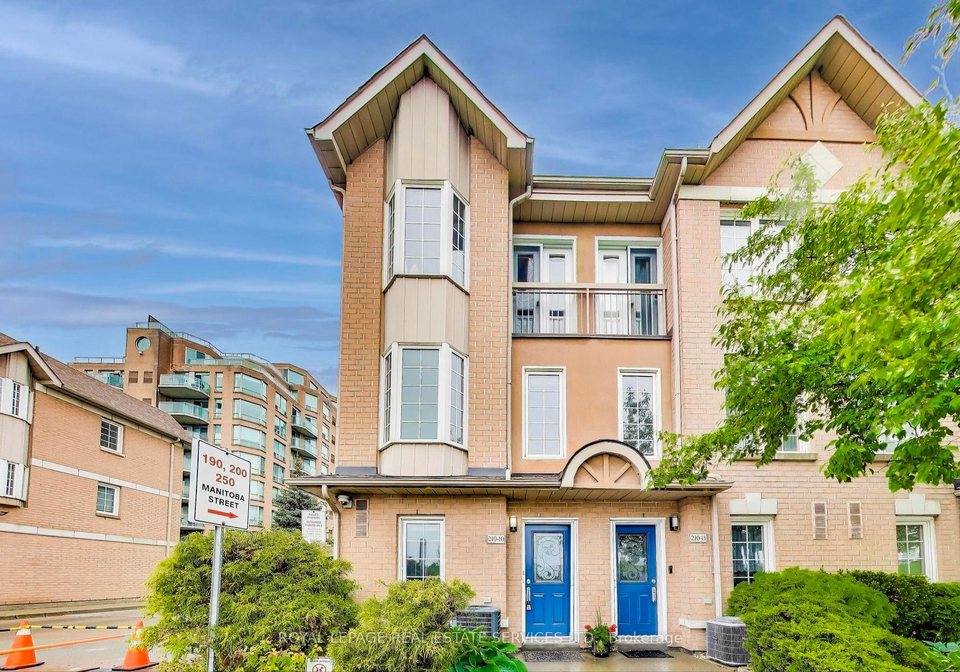 2manitoba-street-etobicoke-ontario-w12377700