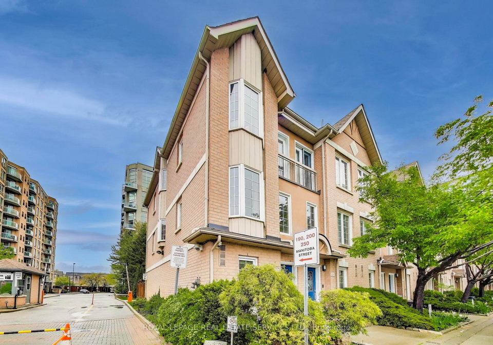 2manitoba-street-etobicoke-ontario-w12377700
