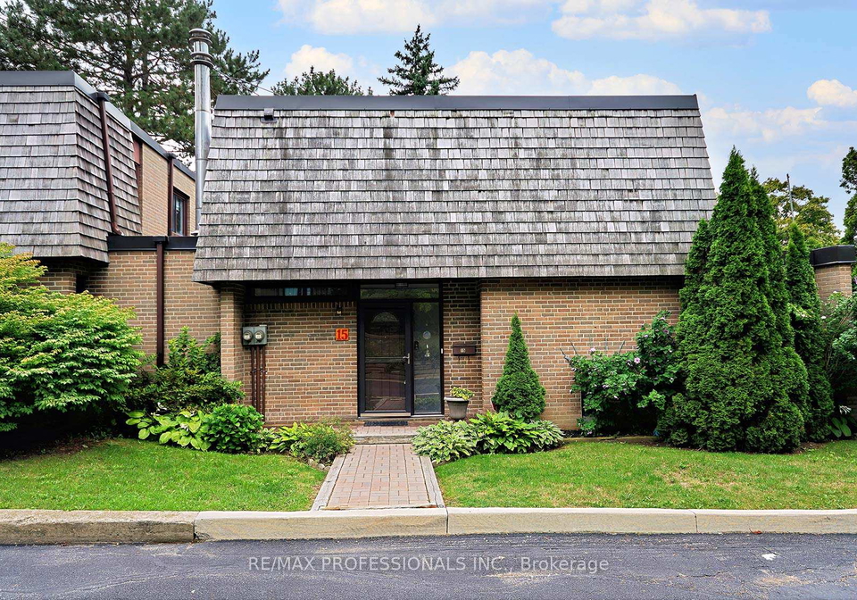 15-raintree-path-etobicoke-ontario-w12377900