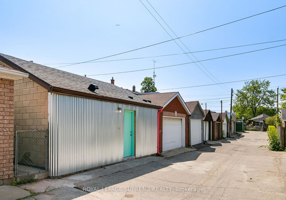 216-silverthorn-avenue-toronto-ontario-w12378026