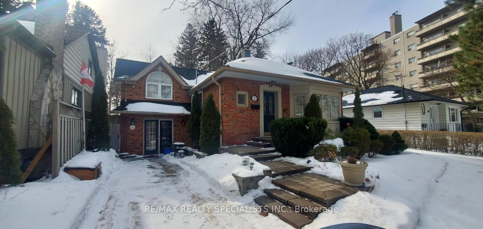 10-maple-avenue-s-mississauga-ontario-w12378171