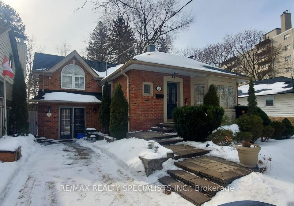 10-maple-avenue-s-mississauga-ontario-w12378171