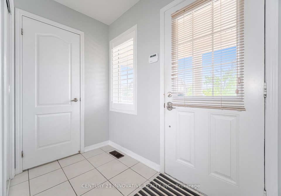909-asleton-boulevard-milton-ontario-w12378201