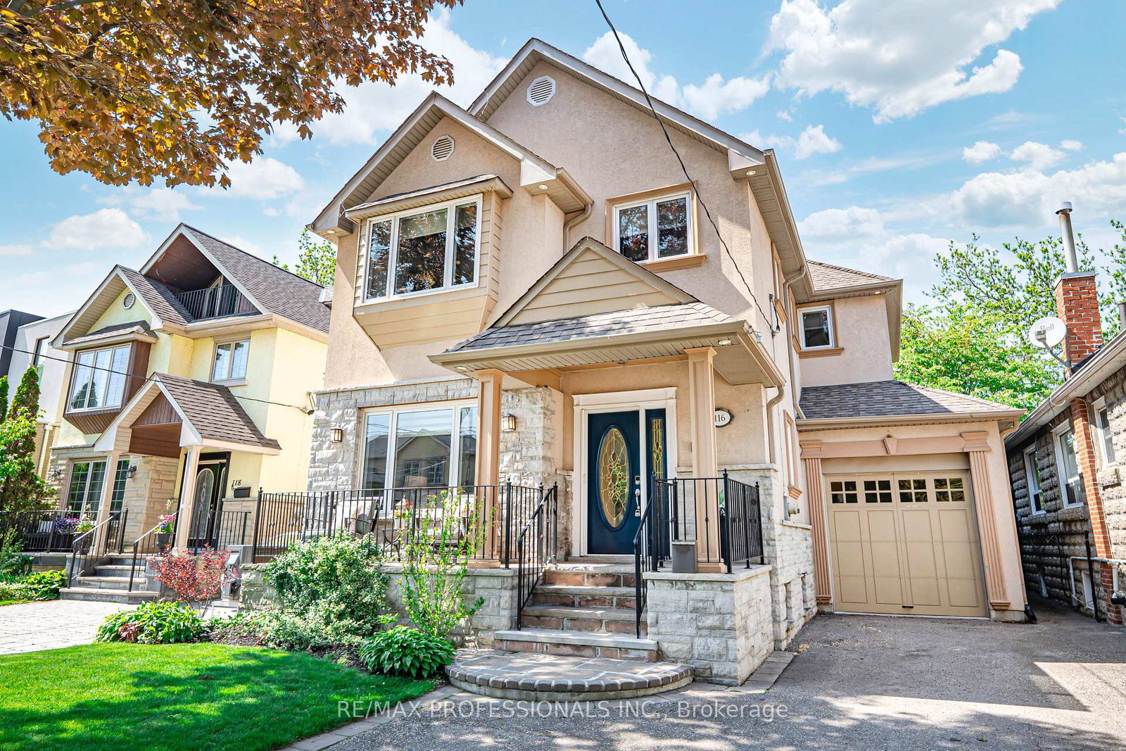 116-lake-shore-drive-etobicoke-ontario-w12378277