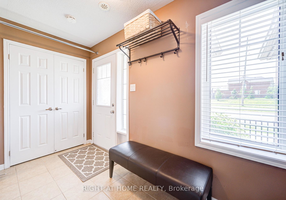 6020-derry-road-milton-ontario-w12378361