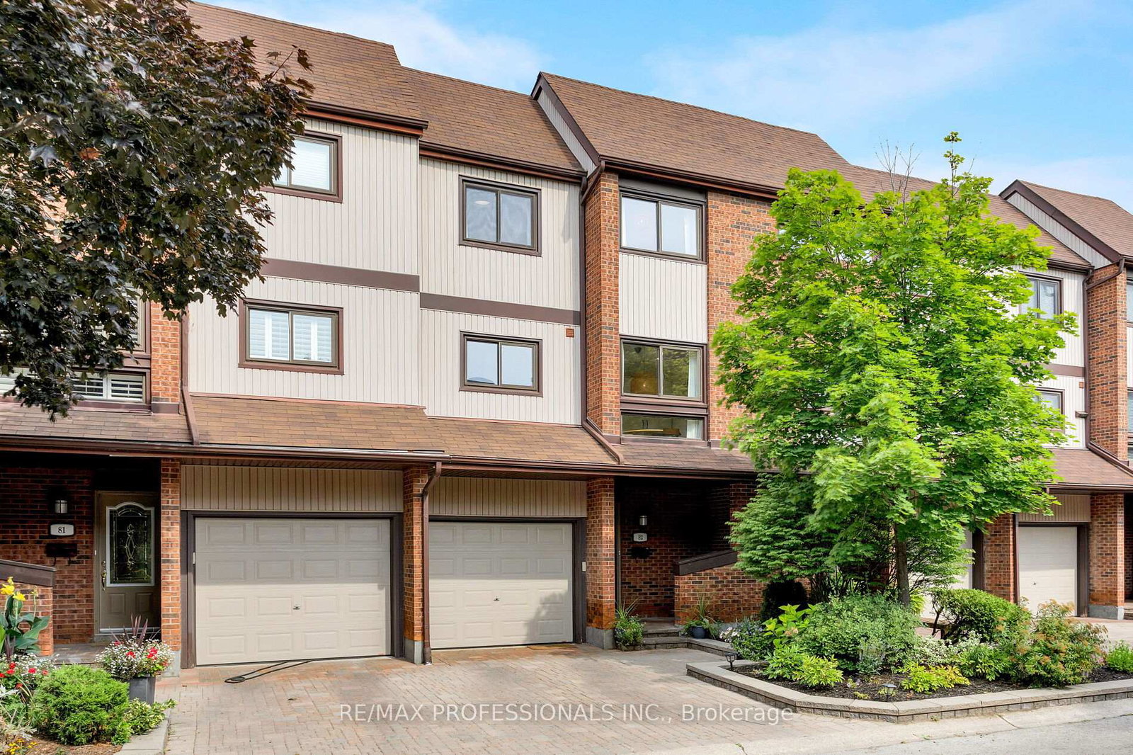 1080-walden-circle-mississauga-ontario-w12378436