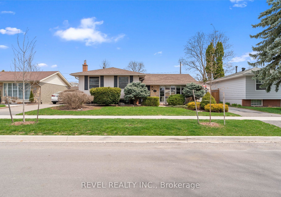 637-thornwood-avenue-burlington-ontario-w12378439