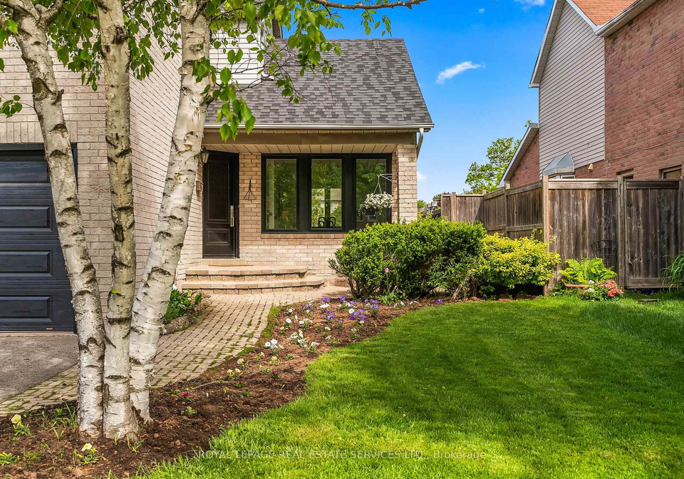 1529-greenbriar-drive-oakville-ontario-w12378729