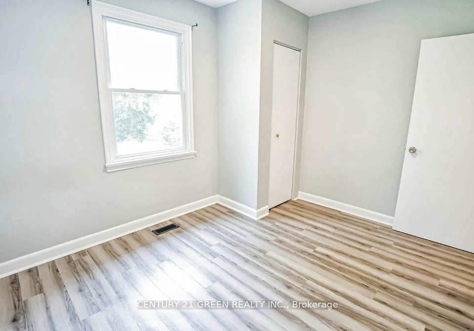124-mcmurchy-avenue-s-brampton-ontario-w12378812