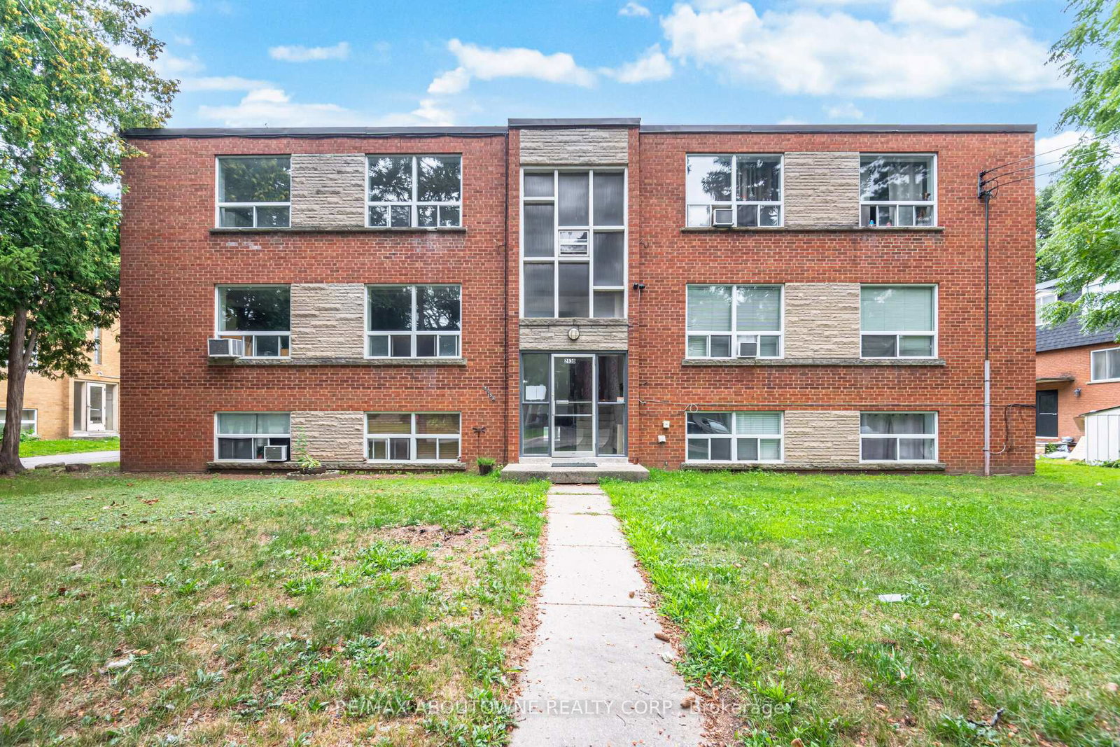 2138-ghent-avenue-burlington-ontario-w12378896