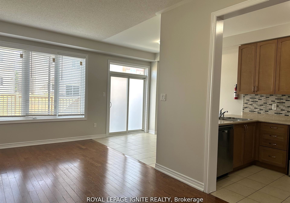 3-coastline-drive-brampton-ontario-w12378931