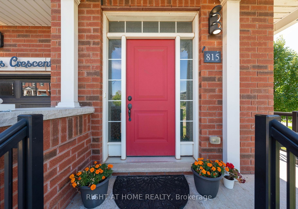 815-banks-crescent-milton-ontario-w12379203