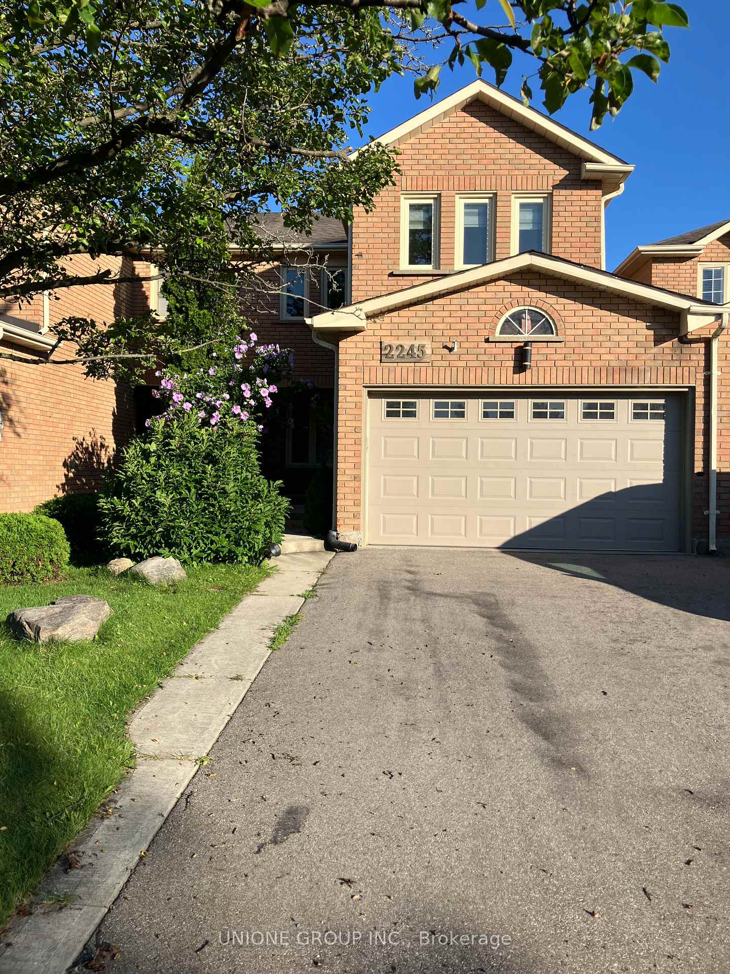 2245-shipwright-road-oakville-ontario-w12379212
