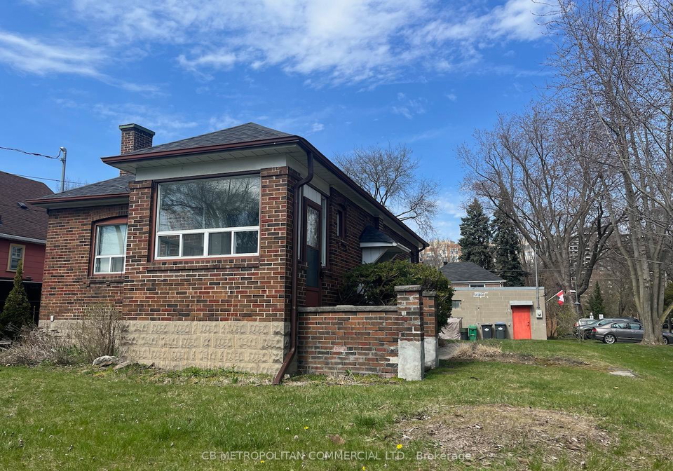 1403-orchard-hill-road-mississauga-ontario-w12379398