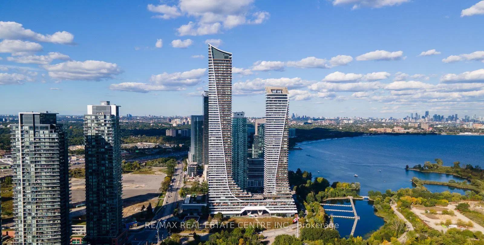 30-shore-breeze-drive-etobicoke-ontario-w12379612