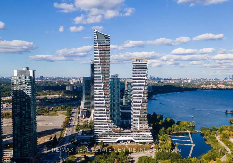 30-shore-breeze-drive-etobicoke-ontario-w12379612
