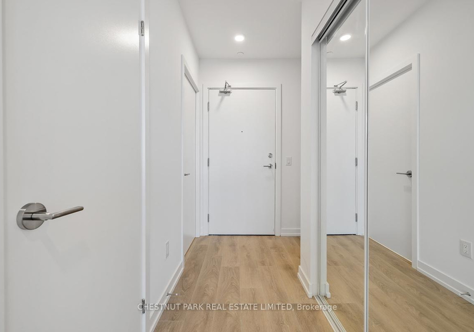 1100-sheppard-avenue-w-york-ontario-w12379701