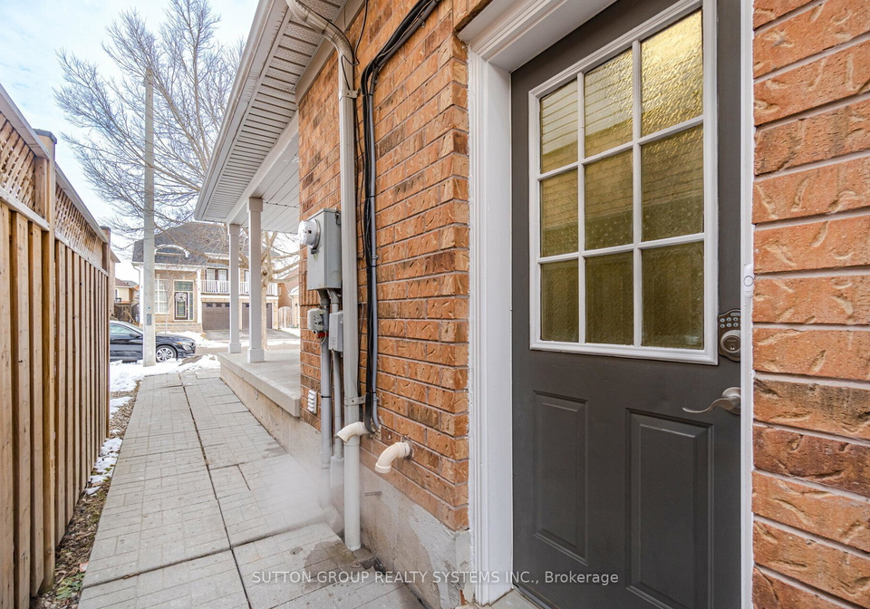 8-poplar-plains-road-brampton-ontario-w12379844