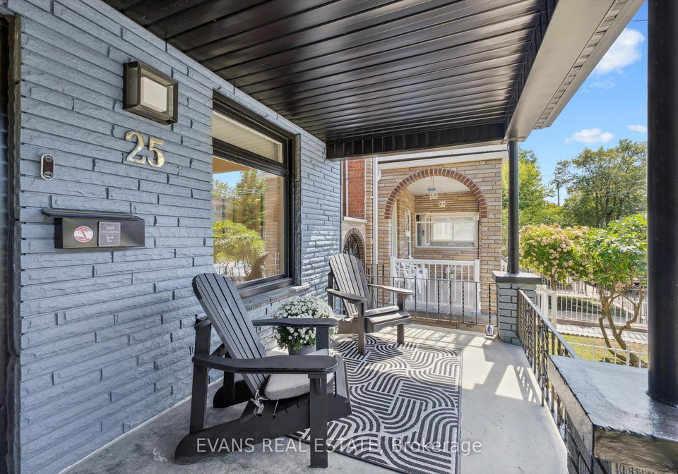 25-uxbridge-avenue-toronto-ontario-w12379866