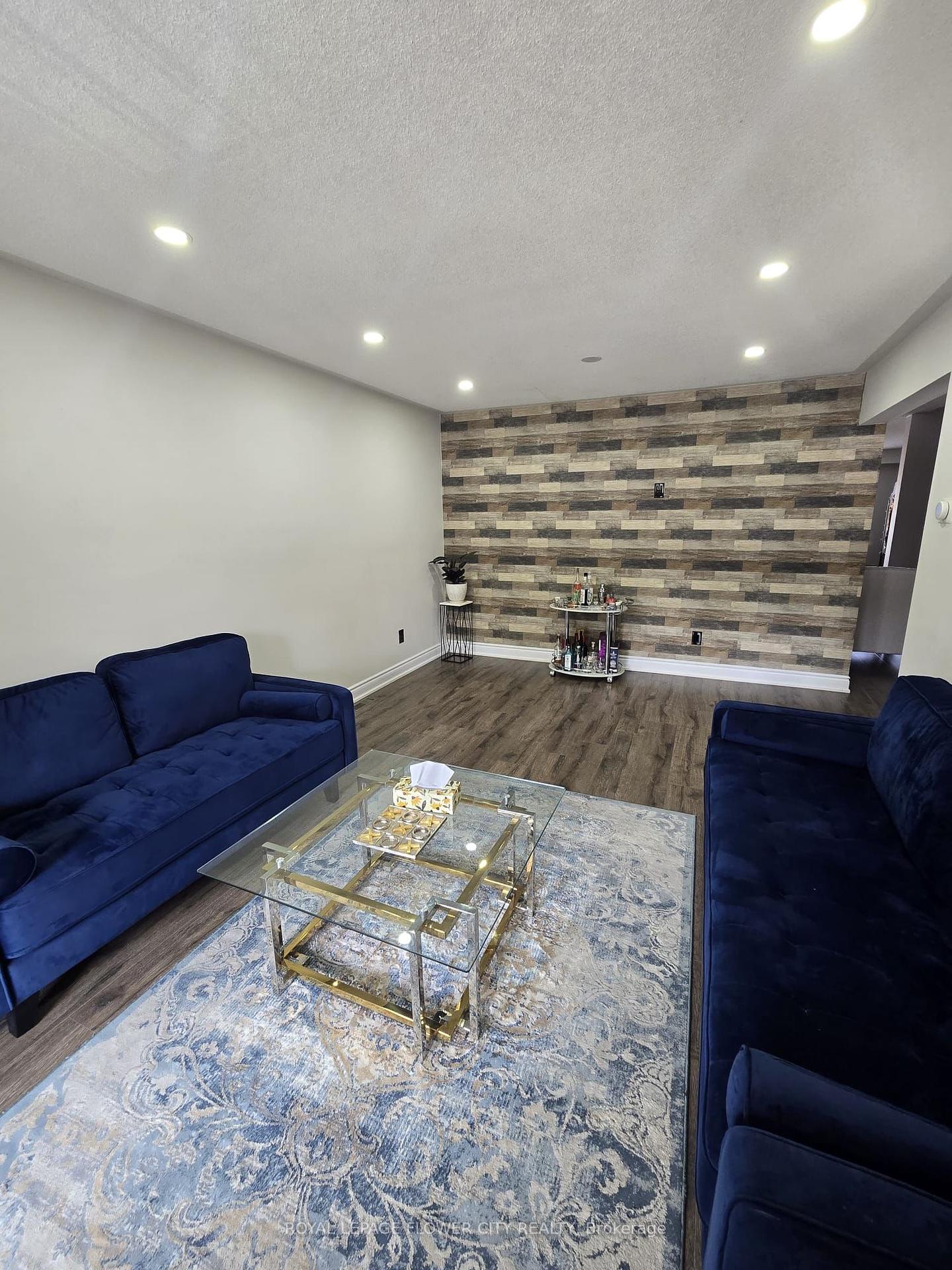 61-befeerlaw-circle-brampton-ontario-w12379901