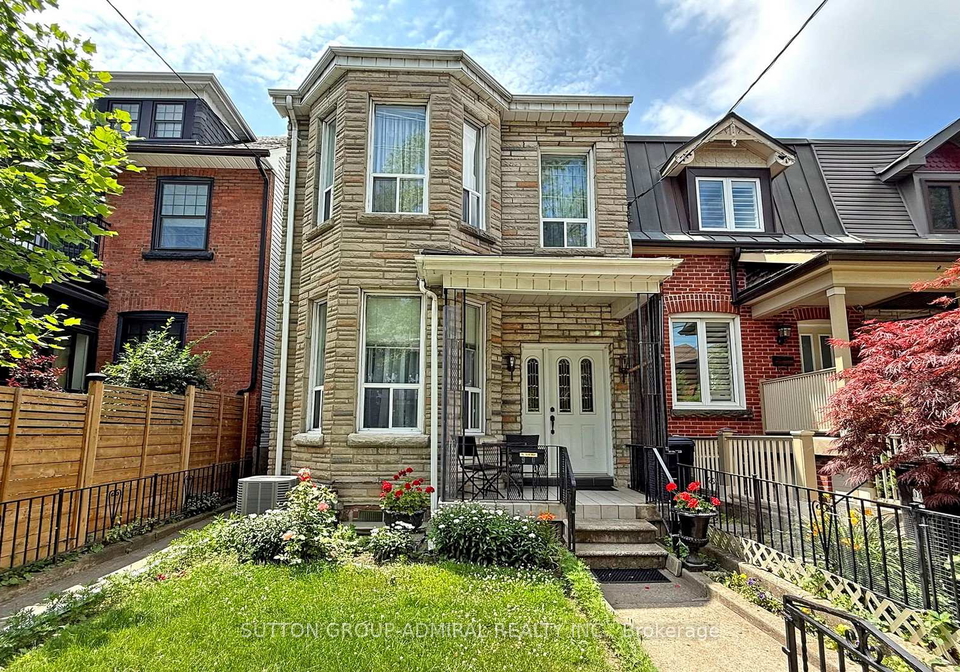 90-westmoreland-avenue-toronto-ontario-w12379918