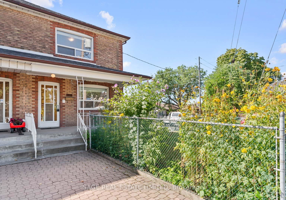 49-bowie-avenue-north-york-ontario-w12380064