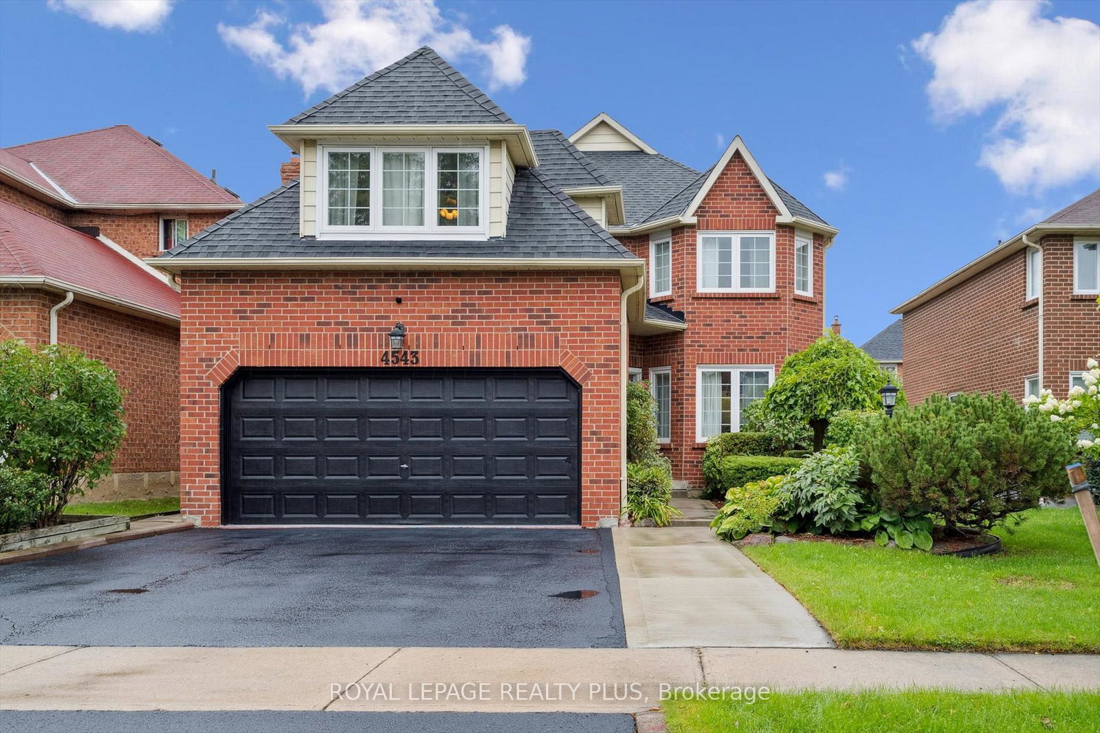 4543-gullfoot-circle-mississauga-ontario-w12380116