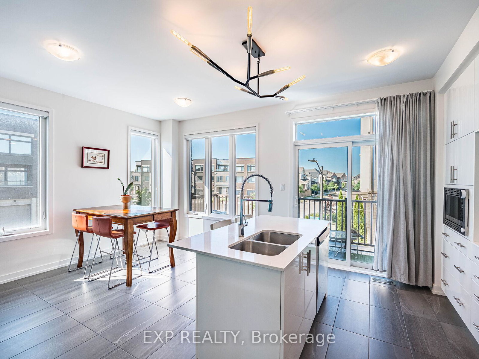 3128-mintwood-circle-oakville-ontario-w12380436