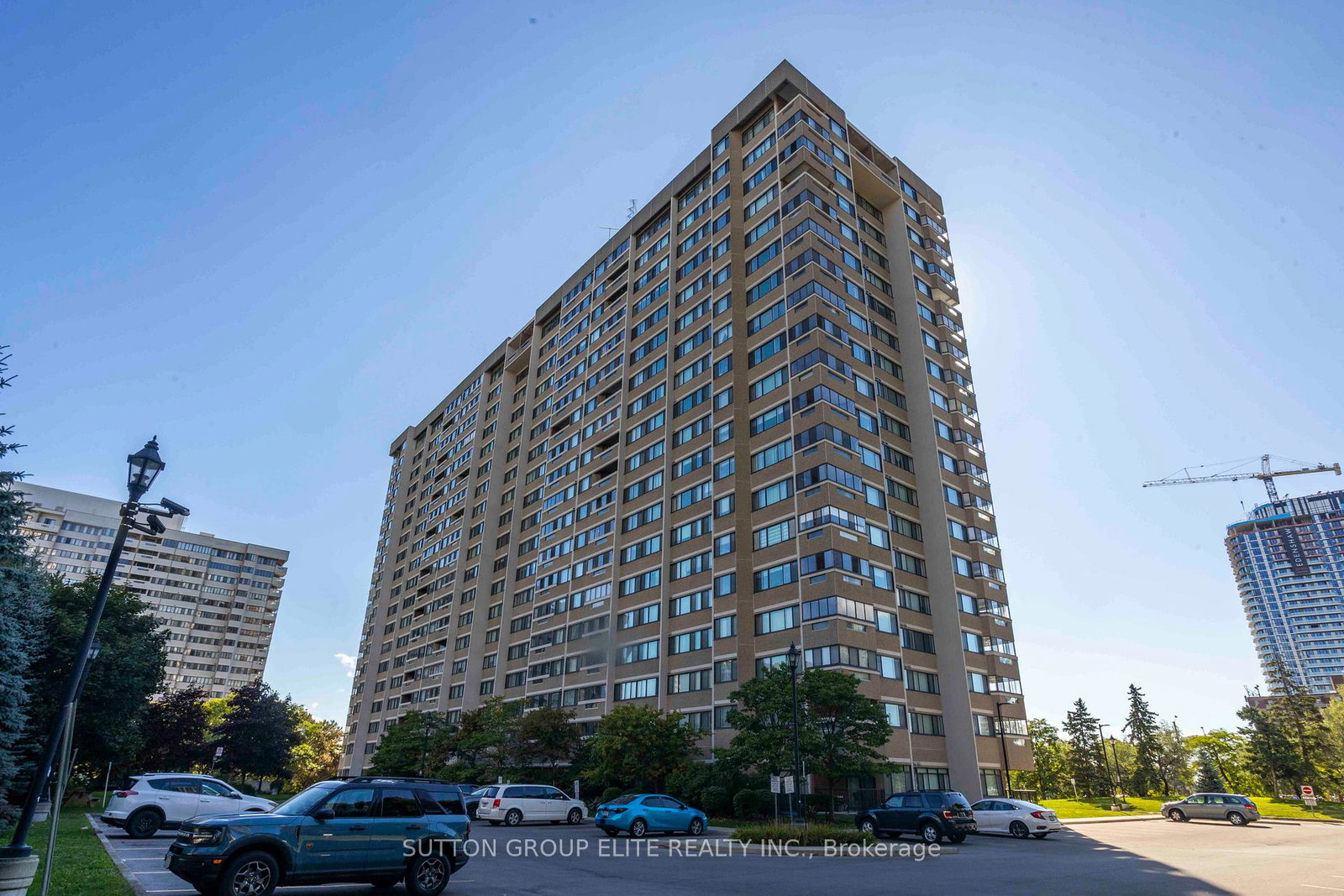50-elm-drive-e-mississauga-ontario-w12380575