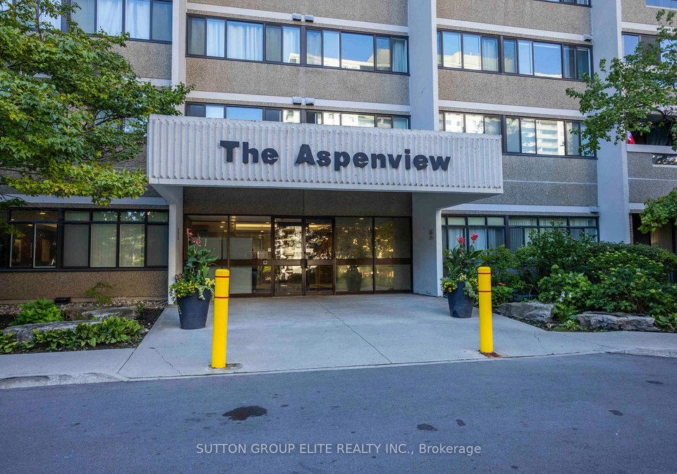 50-elm-drive-e-mississauga-ontario-w12380575