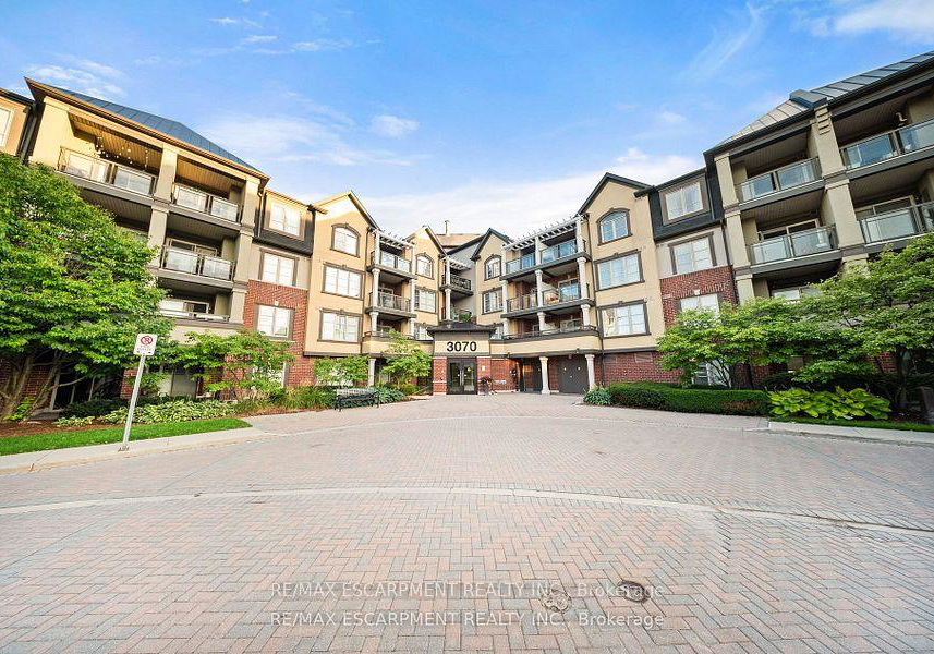 3070-rotary-way-burlington-ontario-w12380634