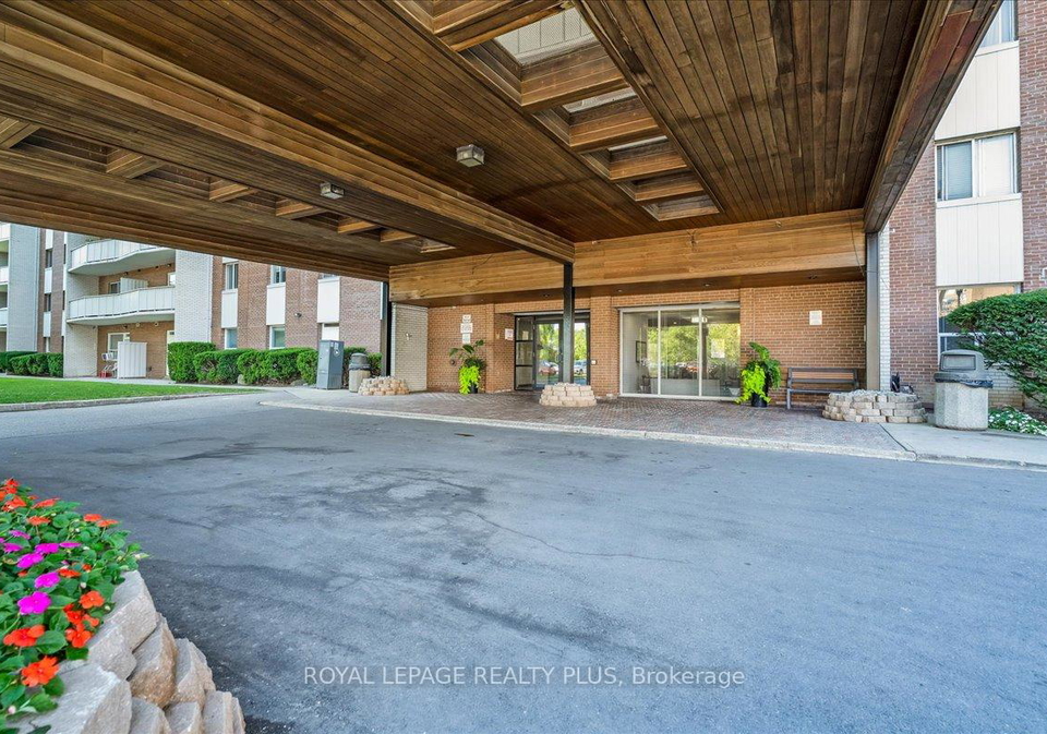 1660-bloor-street-e-mississauga-ontario-w12380811