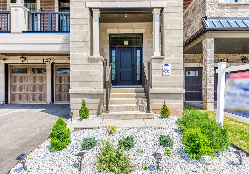 1472-varelas-passage-oakville-ontario-w12380993