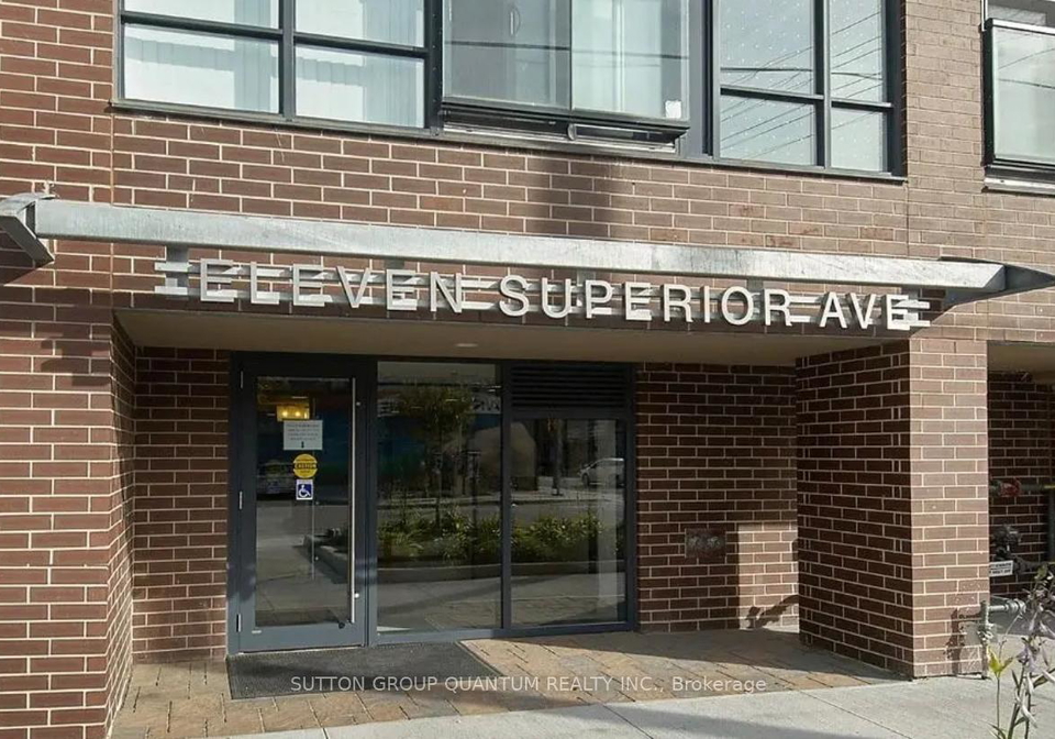 11-superior-avenue-etobicoke-ontario-w12381111