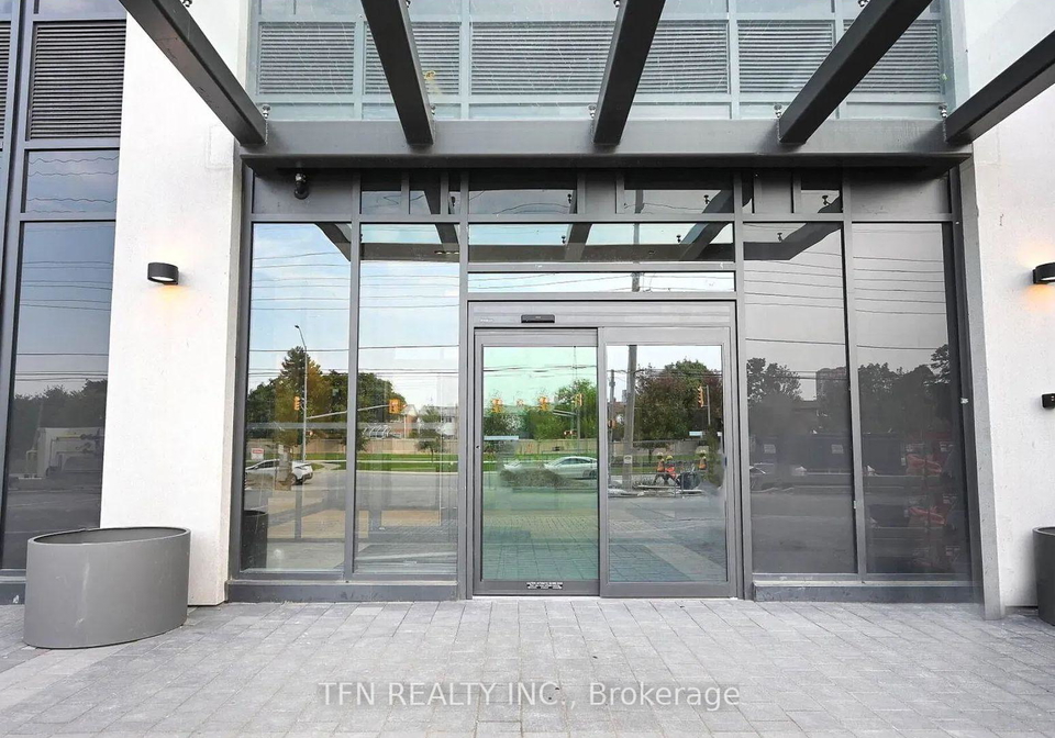 204-burnhamthorpe-road-e-mississauga-ontario-w12381157