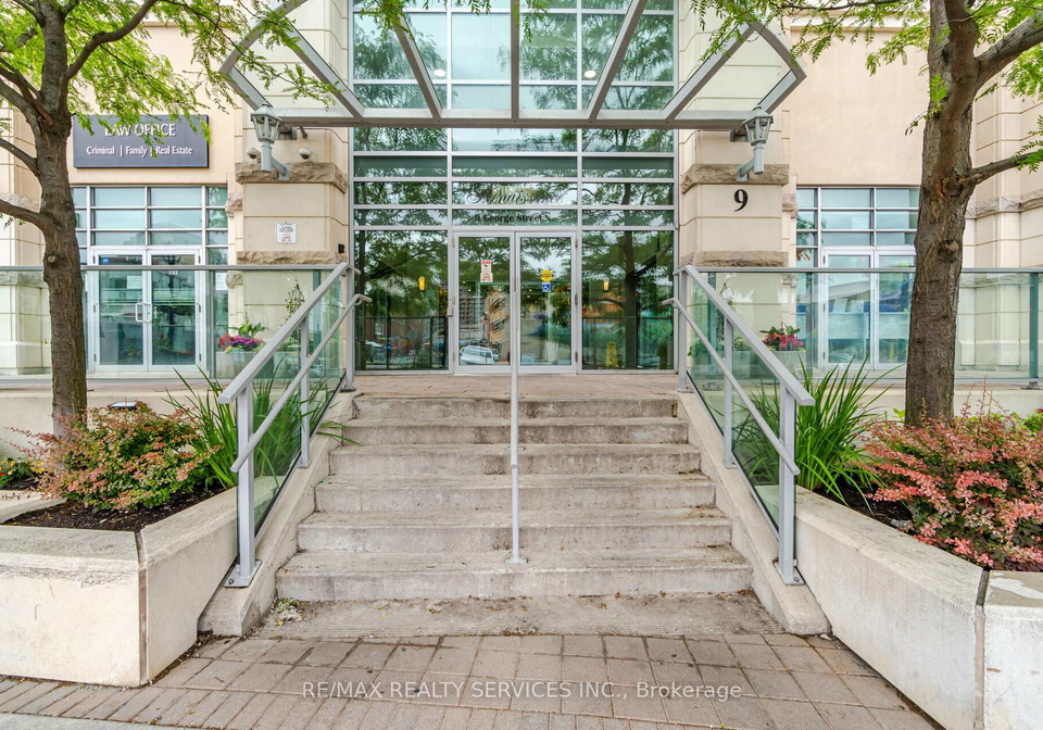 9-george-street-n-brampton-ontario-w12381189