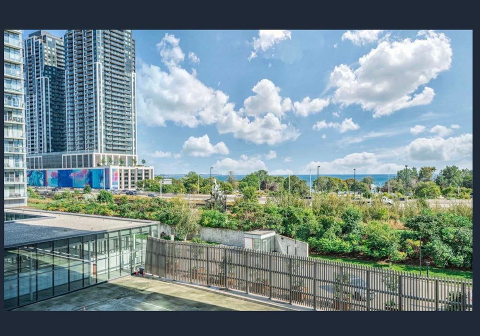 105-the-queensway-avenue-toronto-ontario-w12381217