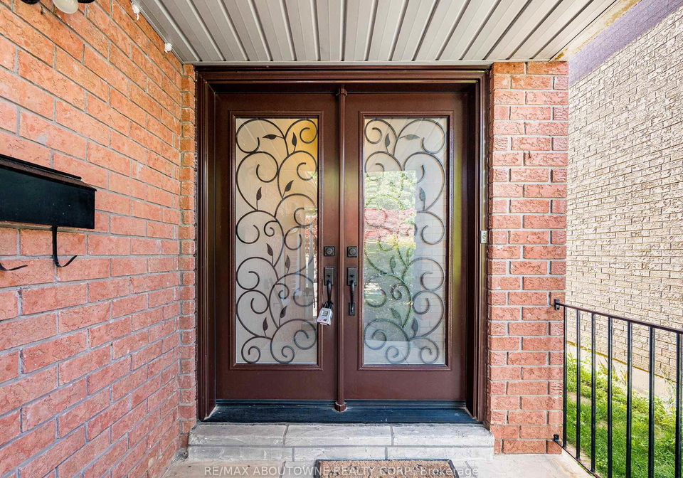 6284-glen-meadows-road-mississauga-ontario-w12381452