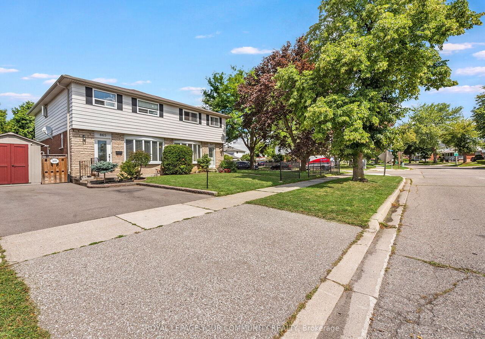 865-flagship-drive-mississauga-ontario-w12381544