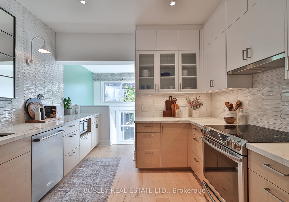 21a-grafton-avenue-toronto-ontario-w12381773